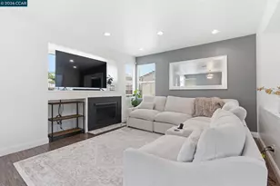 364 Fall Cir, Oakley, CA 94561 - Photo 13