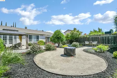 2816 Petar Pl, Antioch, CA 94509 - Photo 25