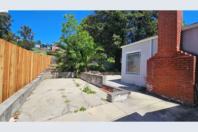 7856 Ney Ave, Oakland, CA 94605 - Photo 27