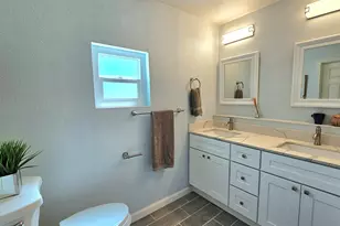 7856 Ney Ave, Oakland, CA 94605 - Photo 15
