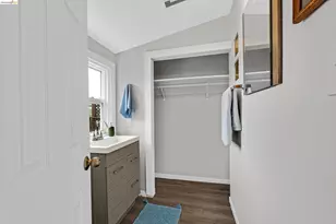 679 28th St, Oakland, CA 94608 - Photo 53