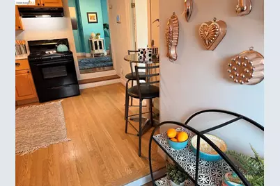 679 28th St, Oakland, CA 94608 - Photo 35