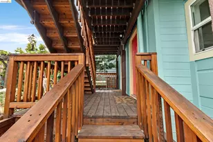 679 28th St, Oakland, CA 94608 - Photo 27