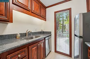 150 Sharene Ln, Walnut Creek, CA 94596 - Photo 5