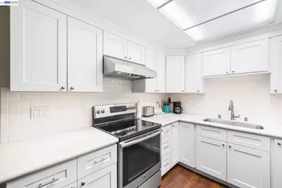 1101 Fairlawn Ct #4, Walnut Creek, CA 94595 - Photo 21