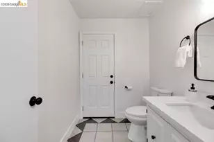 1298 Ribbon St, Foster City, CA 94404 - Photo 41