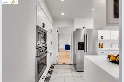 1298 Ribbon St, Foster City, CA 94404 - Photo 31