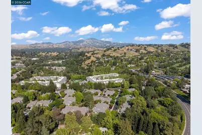 1254 Edgewater Ct, Walnut Creek, CA 94595 - Photo 69