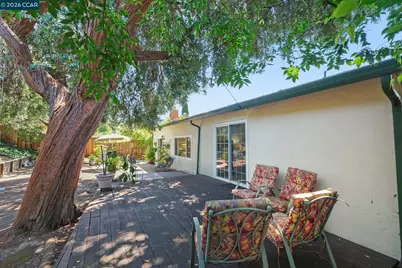 2259 Shasta Ct, Martinez, CA 94553 - Photo 25