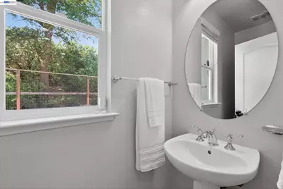 5880 Hillbrook Pl, Dublin, CA 94568 - Photo 9