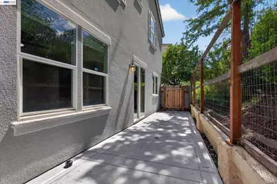 5880 Hillbrook Pl, Dublin, CA 94568 - Photo 39