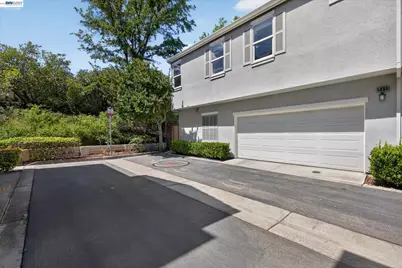 5880 Hillbrook Pl, Dublin, CA 94568 - Photo 41