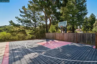 1933 Joseph Dr, Moraga, CA 94556 - Photo 73
