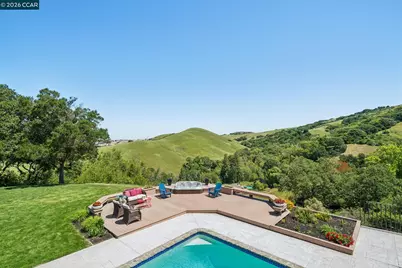 1933 Joseph Dr, Moraga, CA 94556 - Photo 33