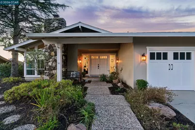 1933 Joseph Dr, Moraga, CA 94556 - Photo 3