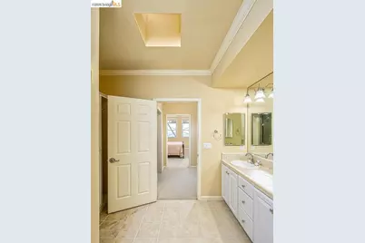 1400 Pinnacle Ct #401, Richmond, CA 94801 - Photo 25