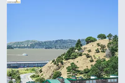 1400 Pinnacle Ct #401, Richmond, CA 94801 - Photo 13