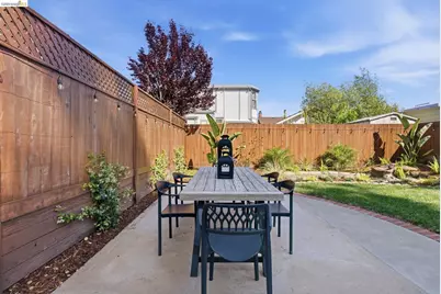 1712 Schiller St, Alameda, CA 94501 - Photo 59