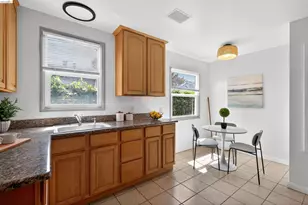 1137 Seminary Ave, Oakland, CA 94621 - Photo 27