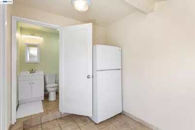 381 Lexington Ave, San Leandro, CA 94577 - Photo 59