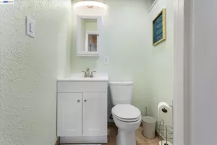 381 Lexington Ave, San Leandro, CA 94577 - Photo 63