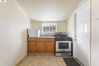 381 Lexington Ave, San Leandro, CA 94577 - Photo 61