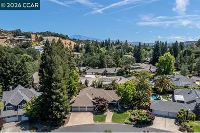 306 Maverick Ct, Lafayette, CA 94549 - Photo 43