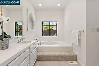 306 Maverick Ct, Lafayette, CA 94549 - Photo 27