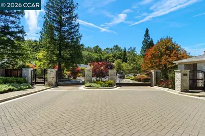 306 Maverick Ct, Lafayette, CA 94549 - Photo 47
