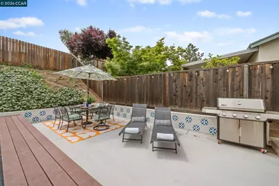1948 Rainier Dr, Martinez, CA 94553 - Photo 27