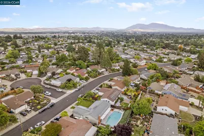 1948 Rainier Dr, Martinez, CA 94553 - Photo 35