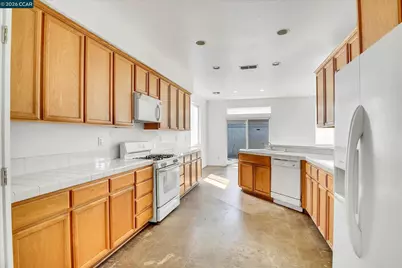 2060 Shady Forest Way, Stockton, CA 95205 - Photo 15