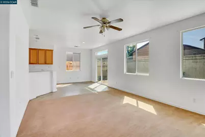 2060 Shady Forest Way, Stockton, CA 95205 - Photo 11