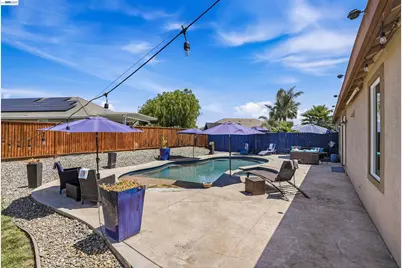 840 Rainbow Ct, Discovery Bay, CA 94505 - Photo 37
