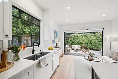 82 Montell Street, Oakland, CA 94611 - Photo 11