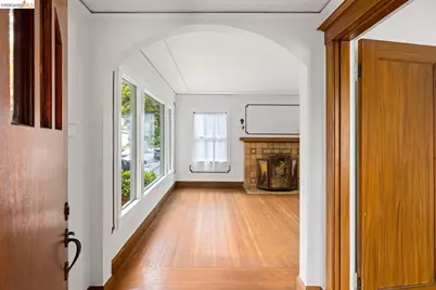 546 North Street, Oakland, CA 94609 - Photo 5