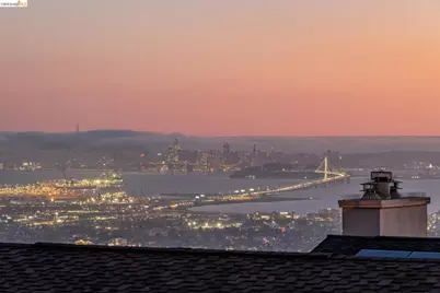 45 Schooner Hl, Oakland, CA 94618 - Photo 3