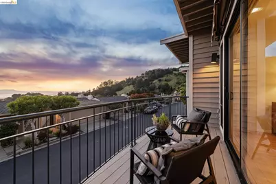 45 Schooner Hl, Oakland, CA 94618 - Photo 45