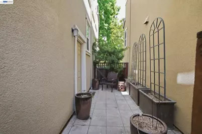 41008 Asilomar Ter, Fremont, CA 94538 - Photo 33