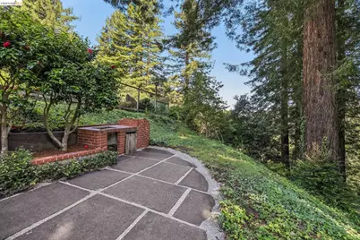 1113 Hillview Rd, Berkeley, CA 94708 - Photo 47