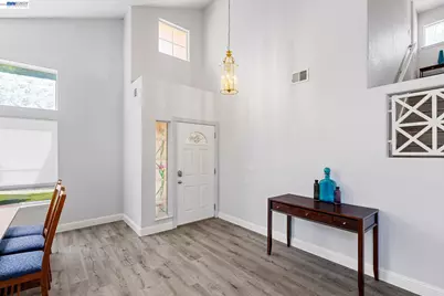 1930 Tahoe Cir, Tracy, CA 95376 - Photo 9