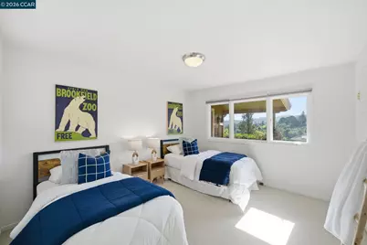 102 Hillcrest Dr, Orinda, CA 94563 - Photo 25