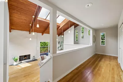 6643 Aitken Dr, Oakland, CA 94611 - Photo 13