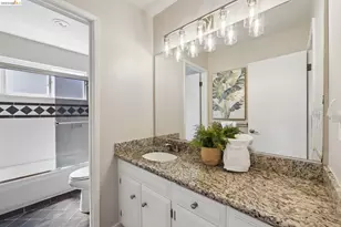 6643 Aitken Dr, Oakland, CA 94611 - Photo 15
