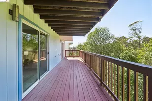 6643 Aitken Dr, Oakland, CA 94611 - Photo 35