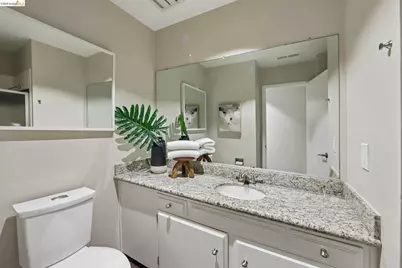 6643 Aitken Dr, Oakland, CA 94611 - Photo 21