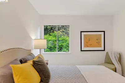1825 Highland Pl. #1831, Berkeley, CA 94709 - Photo 17