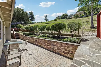26 Oak Rd, Orinda, CA 94563 - Photo 41