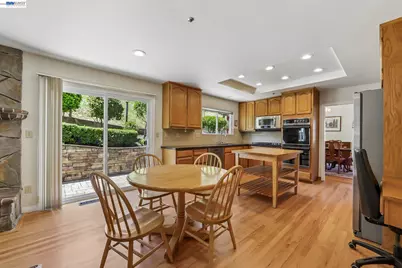 26 Oak Rd, Orinda, CA 94563 - Photo 19