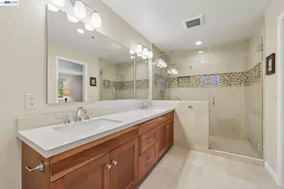 26 Oak Rd, Orinda, CA 94563 - Photo 33
